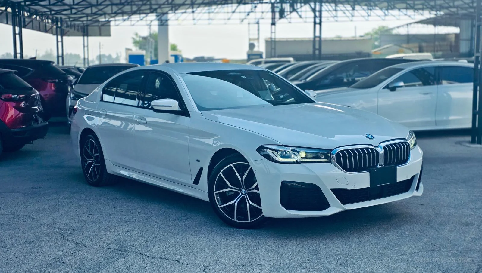 2022 BMW 5 Serisi Benzin Otomatik Lefkoşa İlan görseli - GalerimPlus