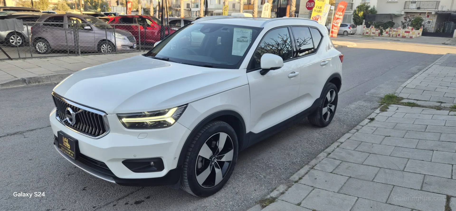 2021 Volvo XC40 2.0 B4 - Fotoğraf 1